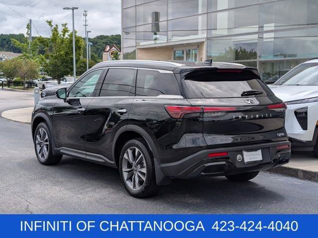 Certified 2024 INFINITI QX60 Luxe w/ Vision Package FWD image 3