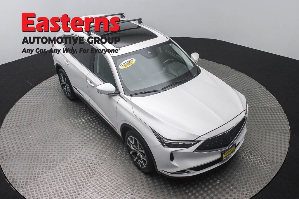 Used 2023 Acura MDX SH-AWD w/ Technology Package image 3