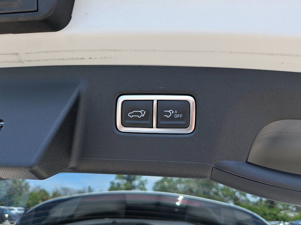 Certified 2024 Kia Sorento EX w/ Panoramic Sunroof Package FWD image 13