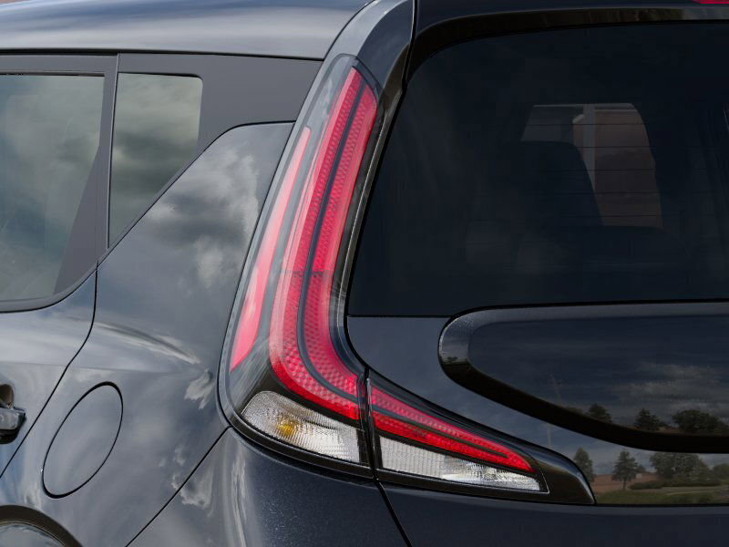 New 2025 Kia Soul S FWD image 12