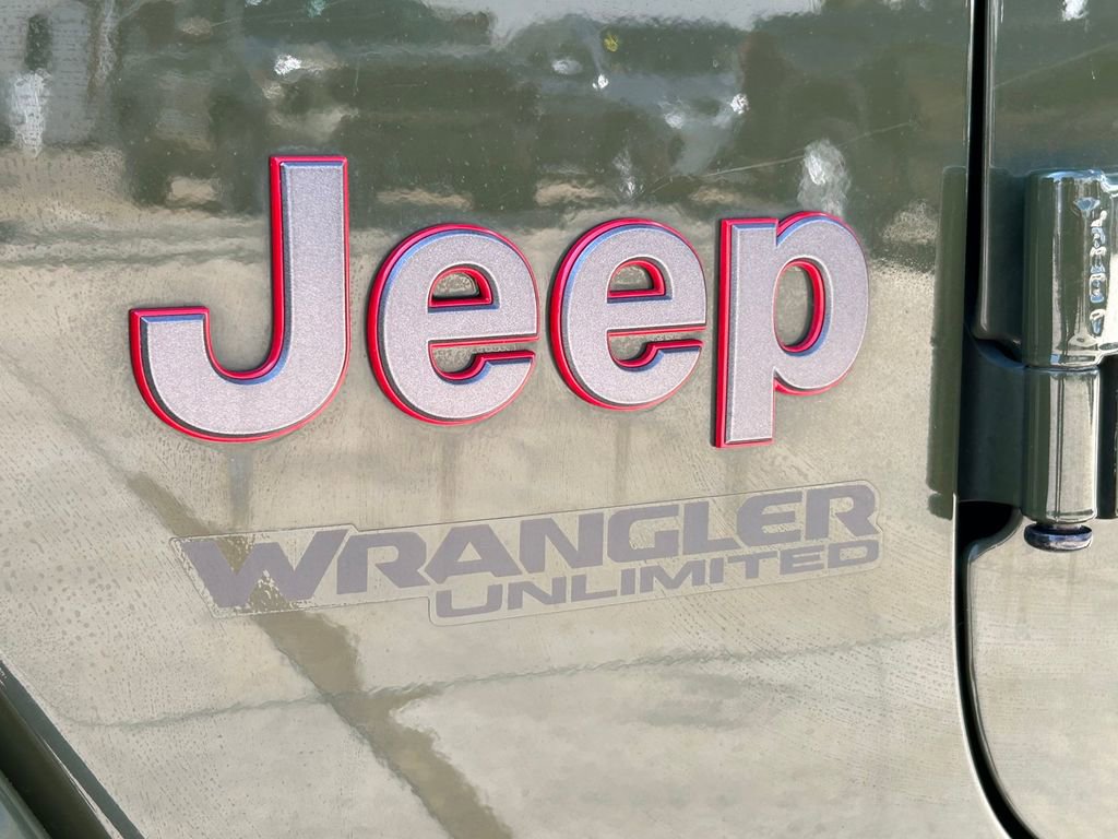 Used 2021 Jeep Wrangler Unlimited Rubicon image 10