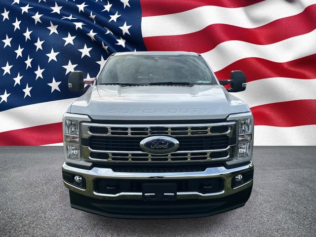 New 2026 Ford F350 XLT image 2
