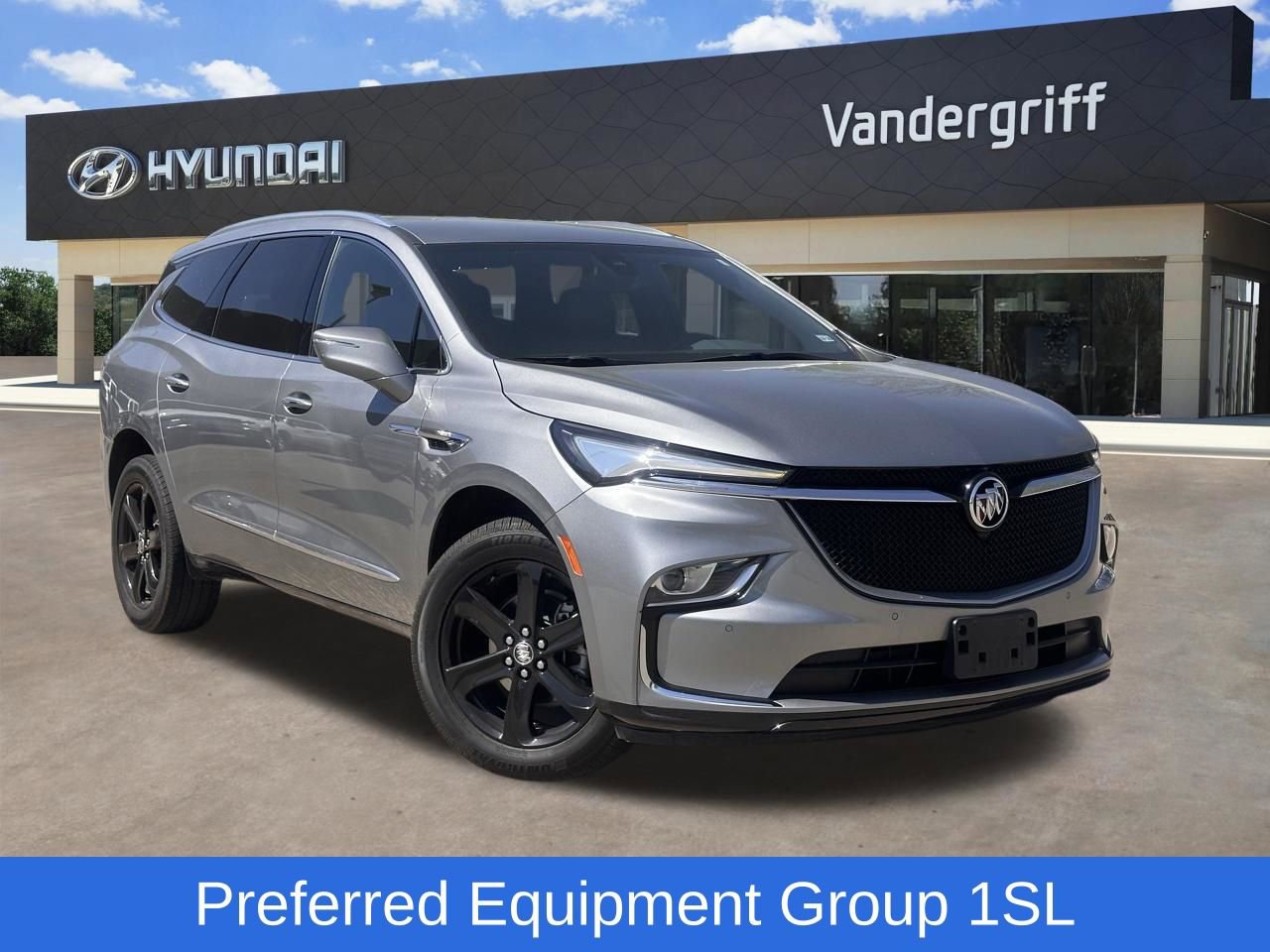 Used 2023 Buick Enclave Essence w/ Sport Touring Edition video 1