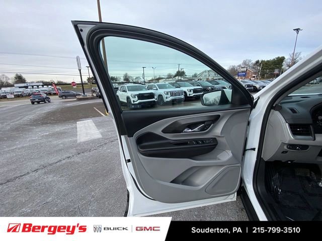 Certified 2022 GMC Terrain SLE w/ Driver Convenience Package image 26