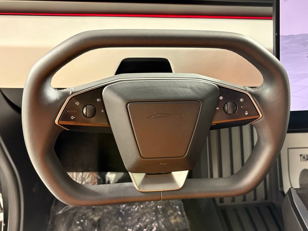 Used 2024 Tesla Cybertruck AWD Crew Cab image 32