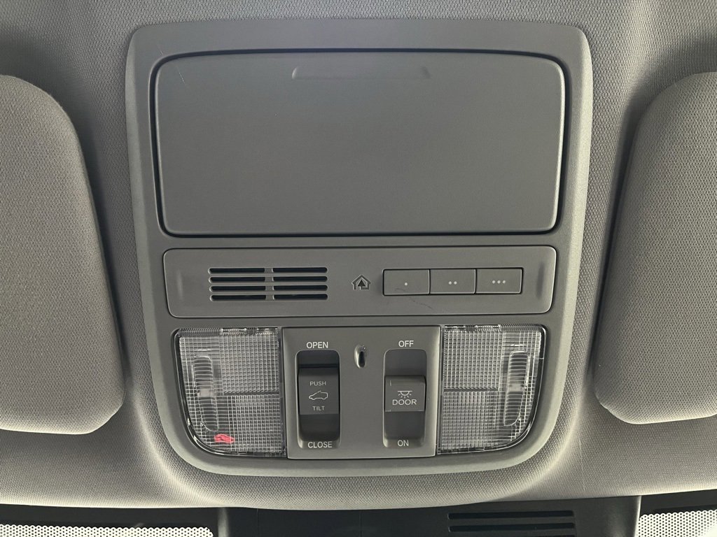 Used 2017 Honda CR-V EX-L image 9