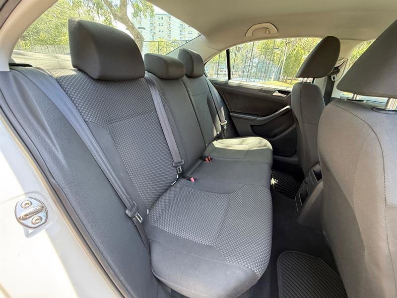 Used 2014 Volkswagen Jetta S FWD image 16