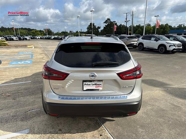 Used 2022 Nissan Rogue Sport SL w/ Premium Package AWD/4WD image 6