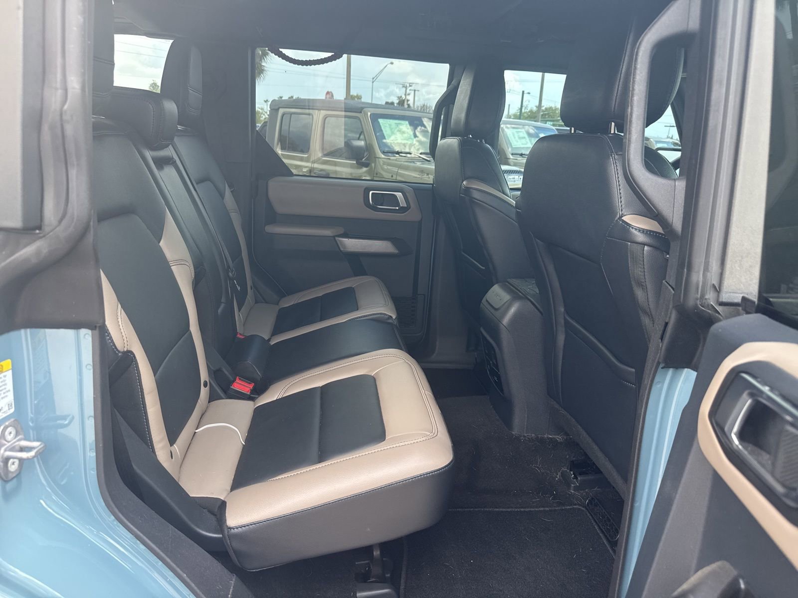 Used 2023 Ford Bronco Wildtrak image 10