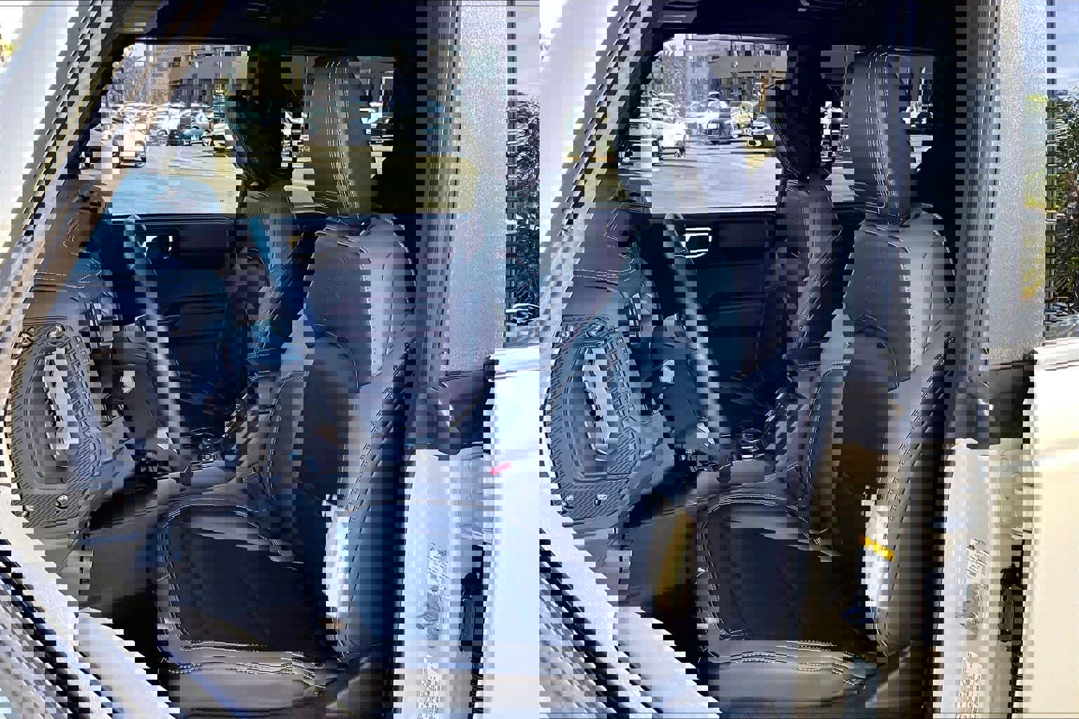 Used 2025 Ford Bronco Outer Banks image 7