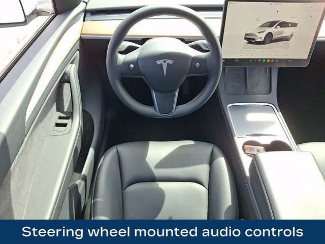 Used 2024 Tesla Model Y Long Range AWD/4WD image 3