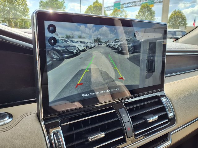 Used 2022 Lincoln Navigator L Reserve AWD/4WD image 12