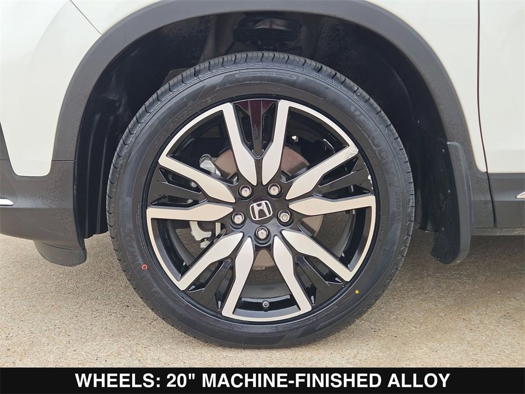 Used 2022 Honda Pilot Touring image 39