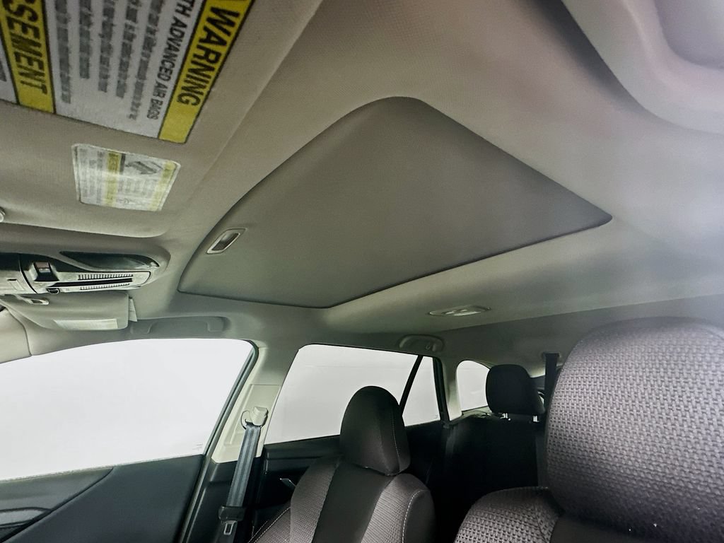Used 2025 Subaru Outback Premium AWD/4WD image 30