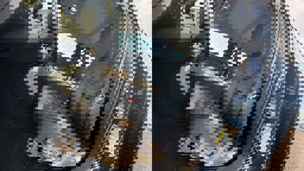 Used 2023 Volvo S60 B5 Plus w/ Climate Package image 16