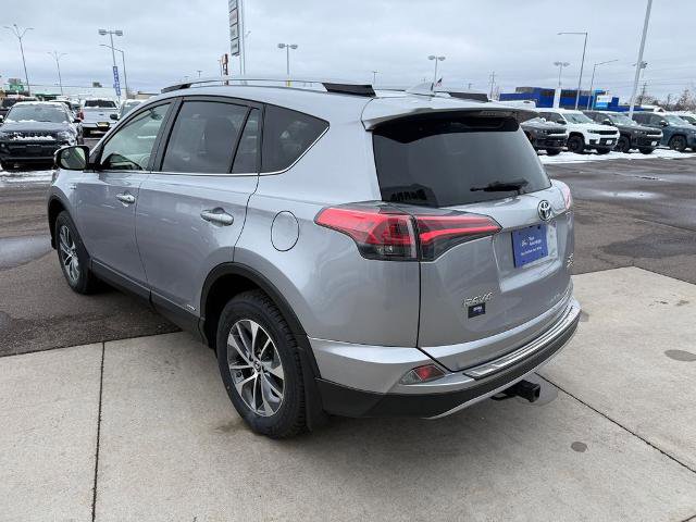 Used 2018 Toyota RAV4 XLE image 5