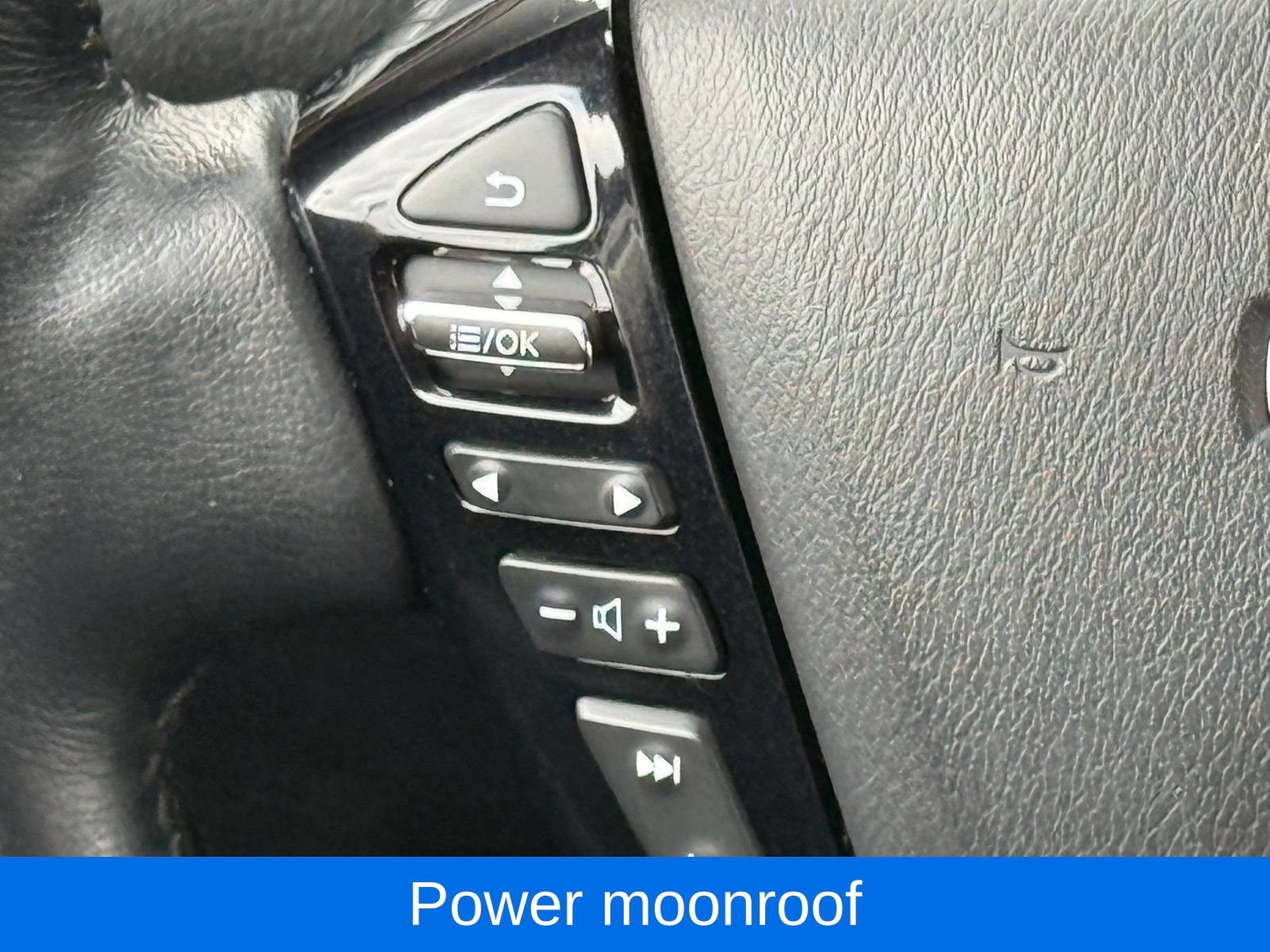 Used 2024 Nissan Armada SL AWD/4WD image 35