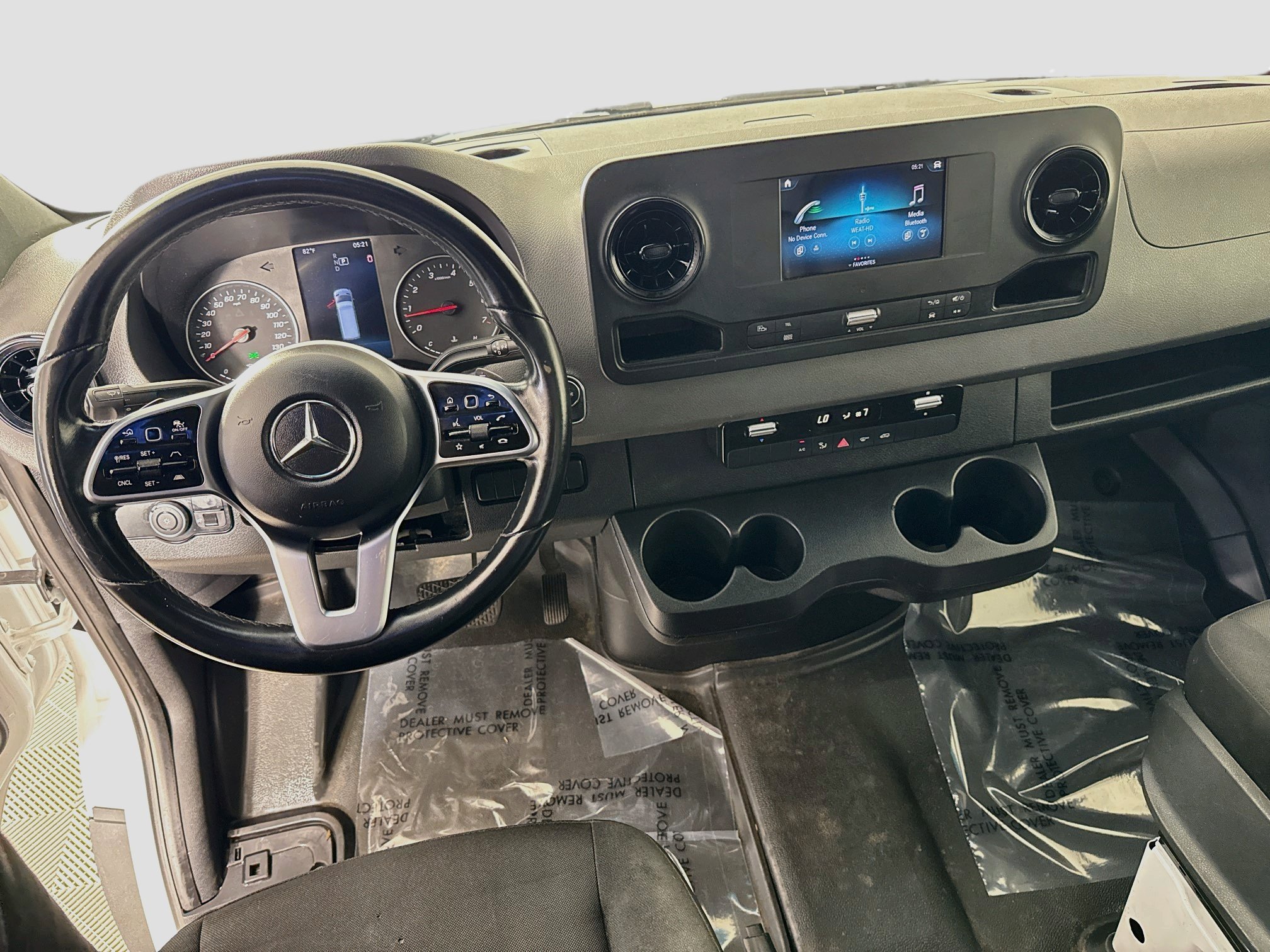 Used 2022 Mercedes-Benz Sprinter 1500 image 17