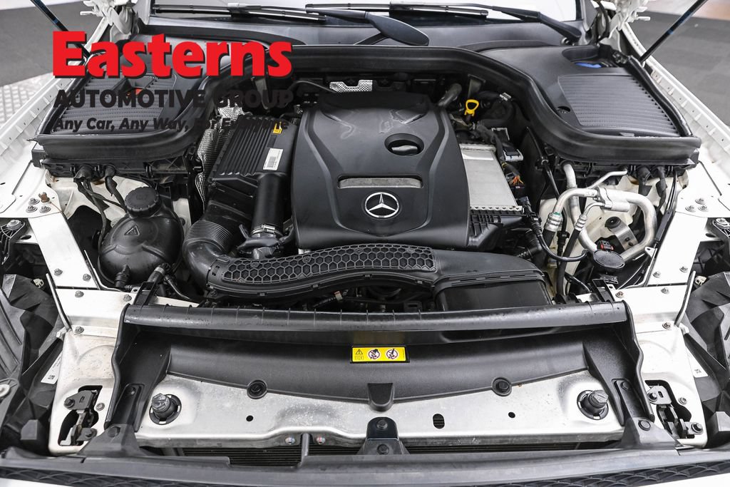 Used 2019 Mercedes-Benz GLC 300 4MATIC w/ Premium Package image 7