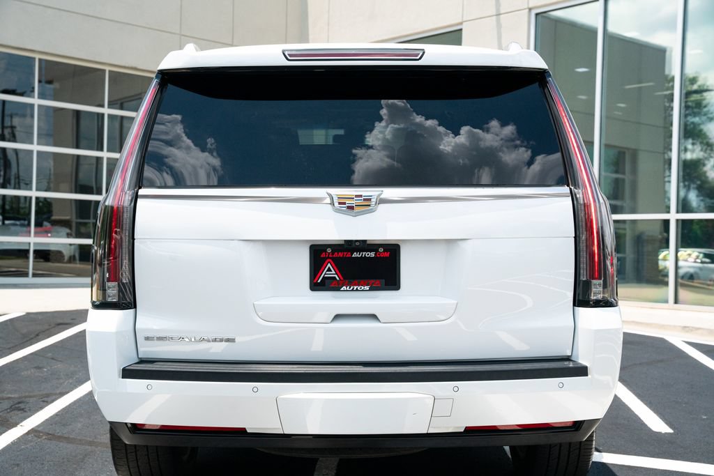 Used 2017 Cadillac Escalade Platinum AWD/4WD image 15