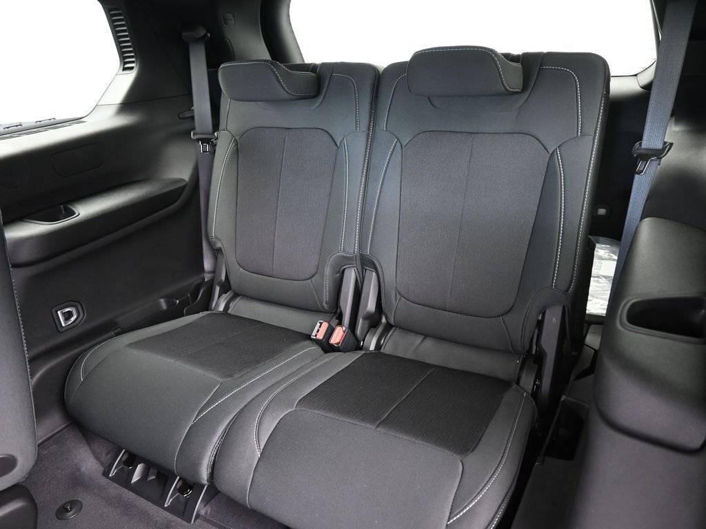 New 2026 Jeep Grand Cherokee L Laredo image 28