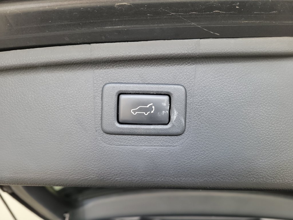 Used 2019 Subaru Outback 2.5i Limited w/ Popular Package #2 AWD/4WD image 17