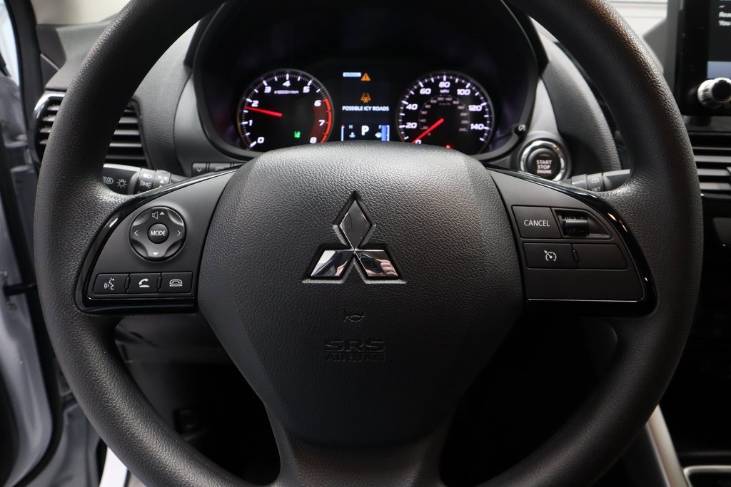 Used 2024 Mitsubishi Eclipse Cross LE image 31