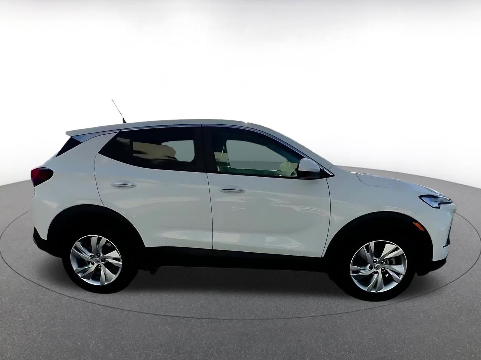 Used 2025 Buick Encore GX Preferred image 16