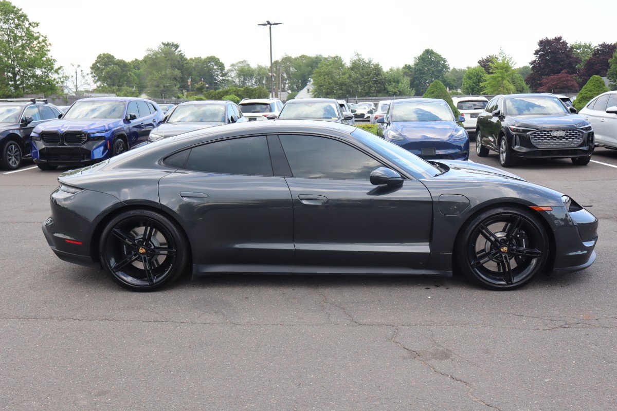 Used 2021 Porsche Taycan 4S w/ Premium Package AWD/4WD image 4