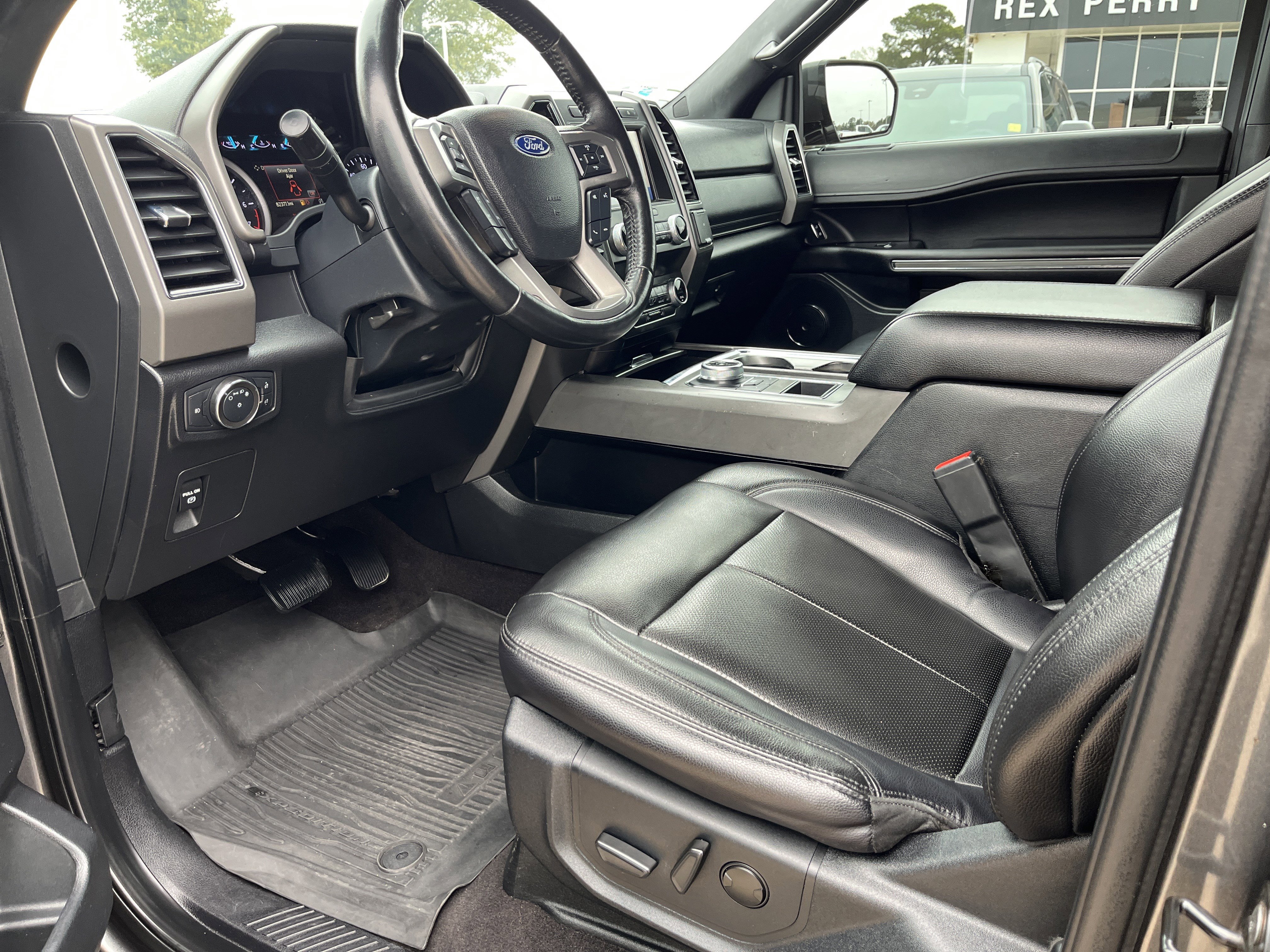 Used 2021 Ford Expedition XLT image 8