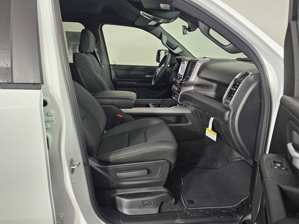 New 2026 RAM 1500 Express image 37