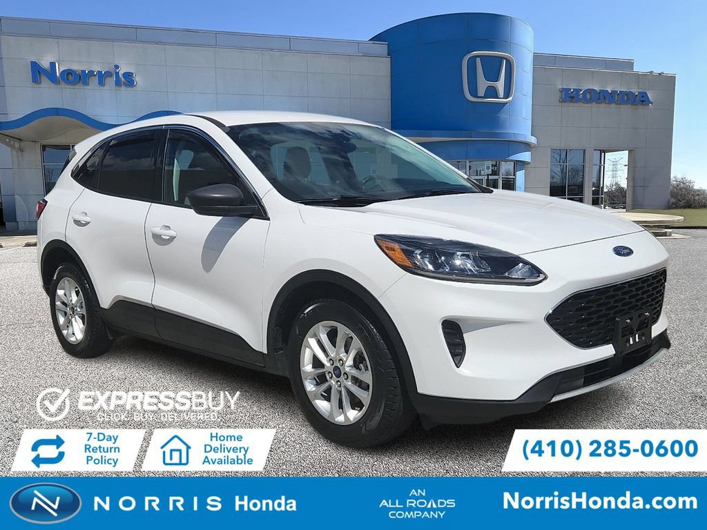 Used 2022 Ford Escape SE w/ Convenience Package FWD image 1