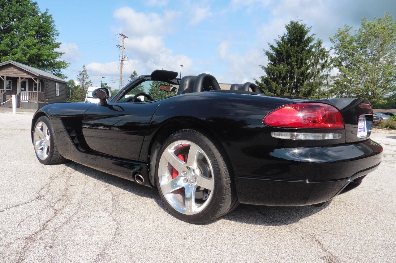 Used 2006 Dodge Viper SRT-10 RWD image 11