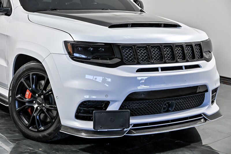 Used 2019 Jeep Grand Cherokee SRT AWD/4WD image 2