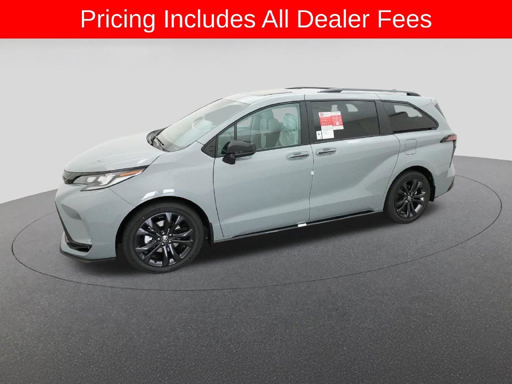 New 2026 Toyota Sienna XSE FWD image 2
