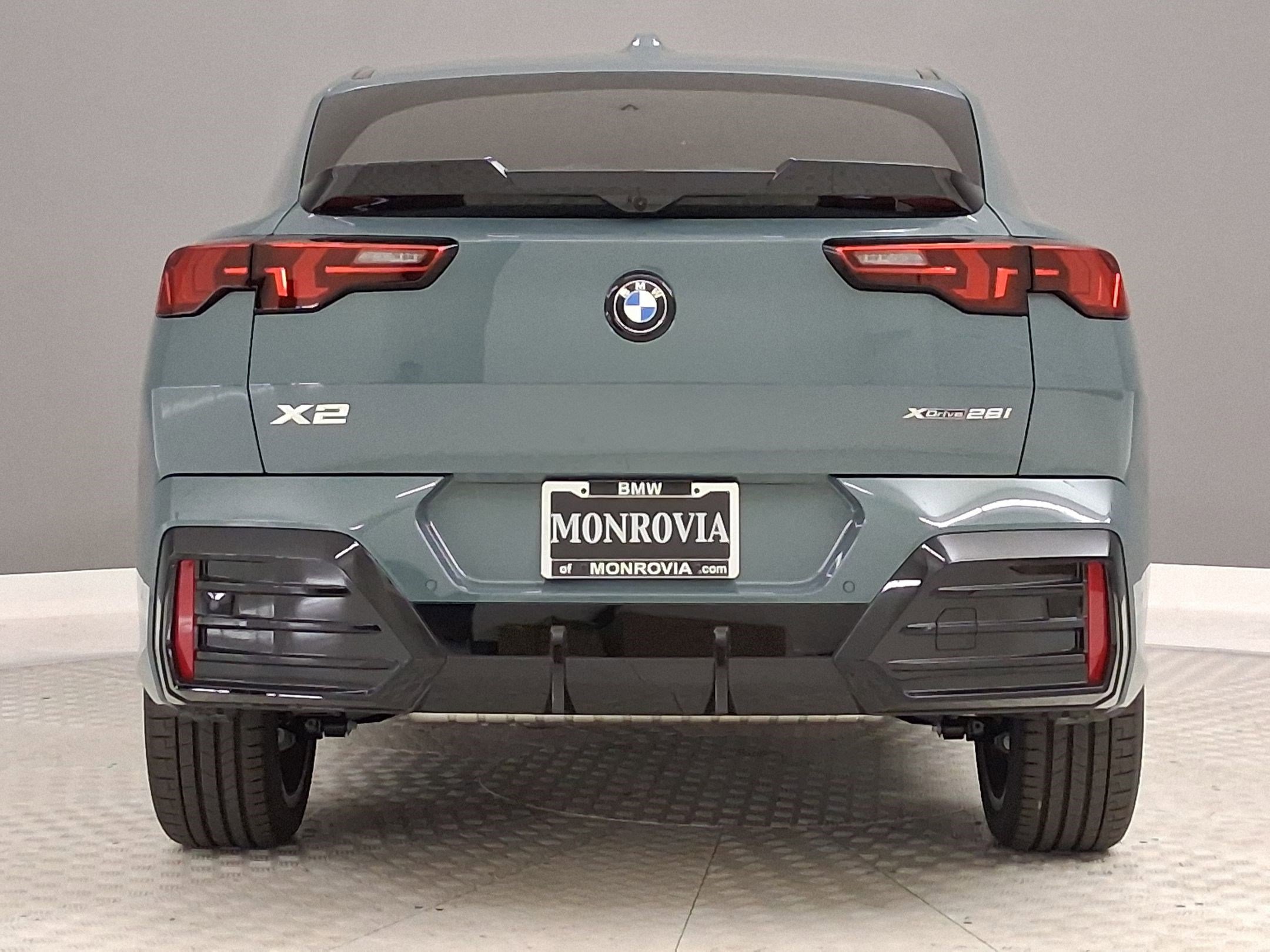 New 2026 BMW X2 xDrive28i w/ Technology Package image 8