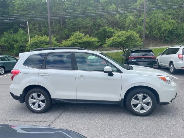 Used 2015 Subaru Forester 2.5i Limited AWD/4WD image 7