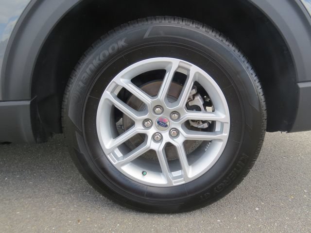 Used 2025 Ford Explorer Active RWD image 11