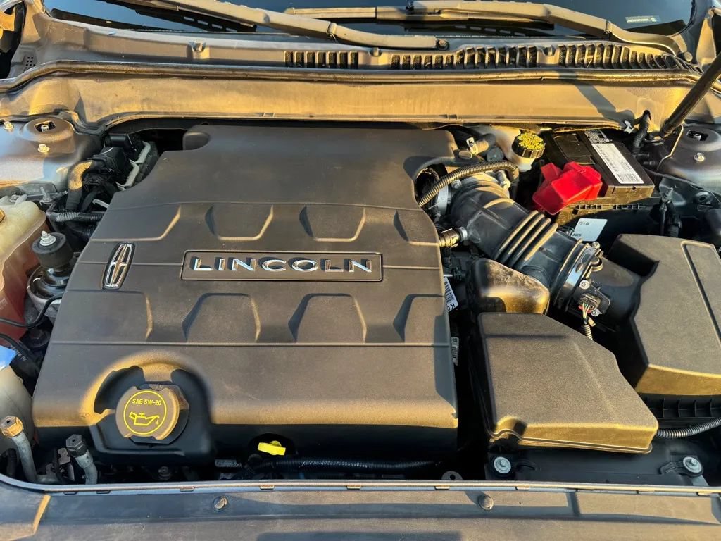 Used 2014 Lincoln MKZ AWD w/ Equipment Group 102A Reserve image 11