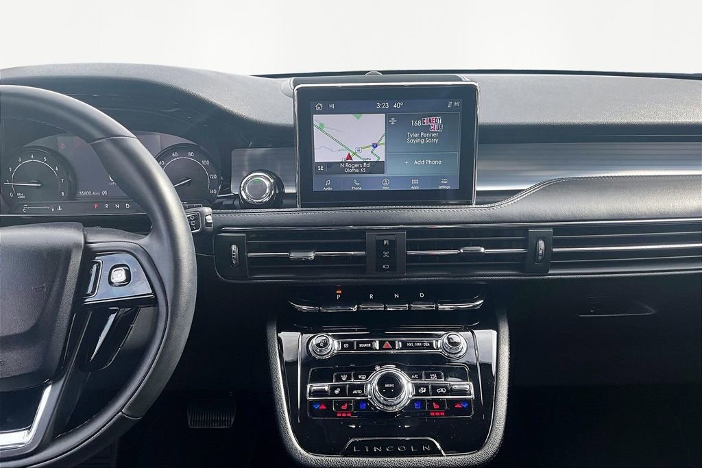 Used 2022 Lincoln Corsair AWD w/ Equipment Group 101A image 6