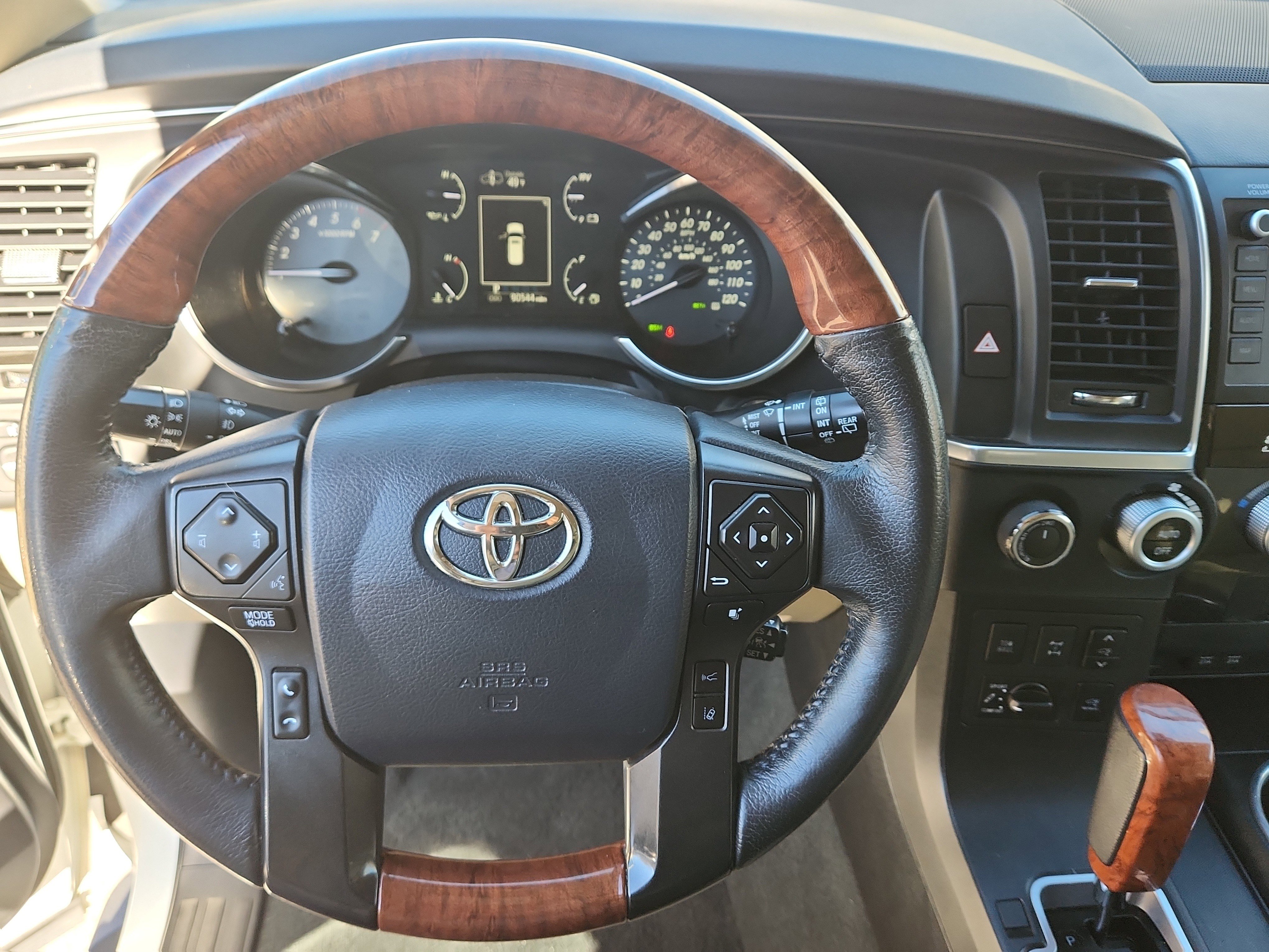 Certified 2020 Toyota Sequoia Platinum image 23