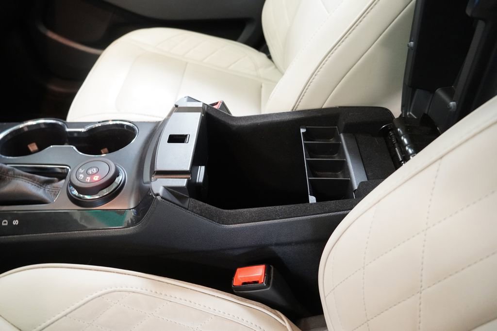 Used 2017 Ford Explorer Platinum image 24