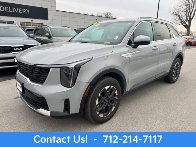 New 2025 Kia Sorento S image 1