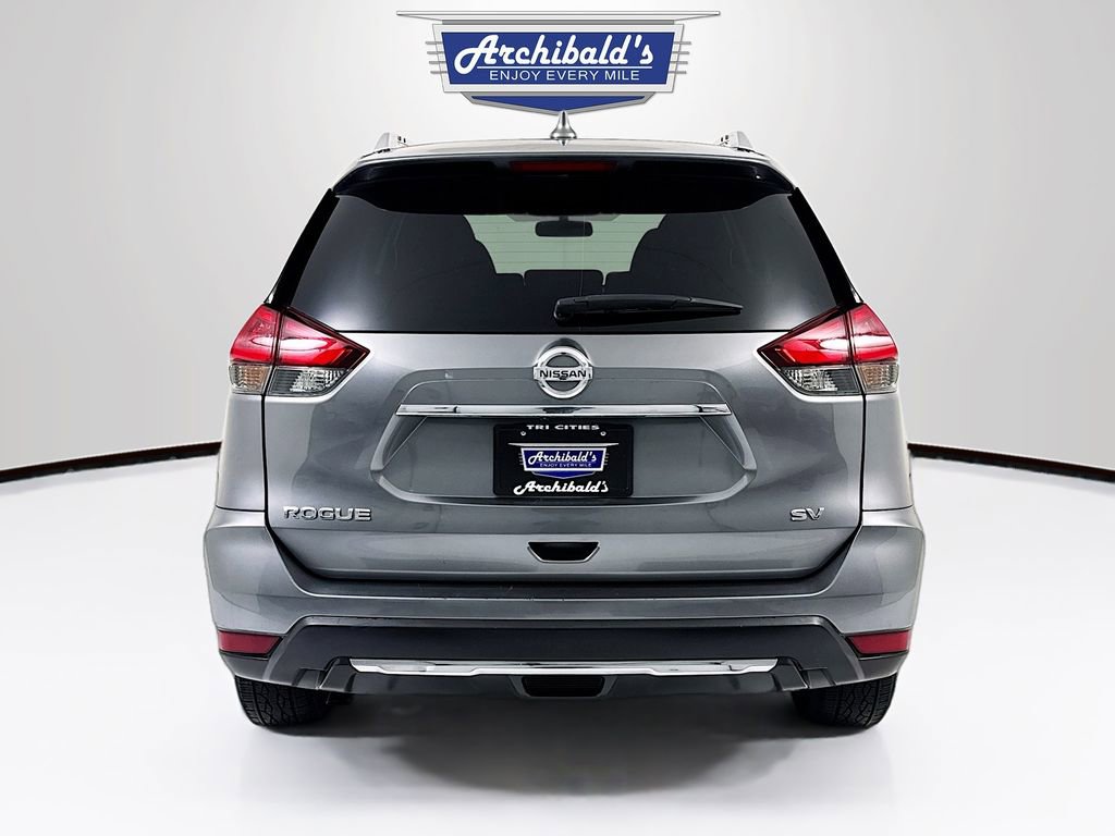 Used 2018 Nissan Rogue SV image 6