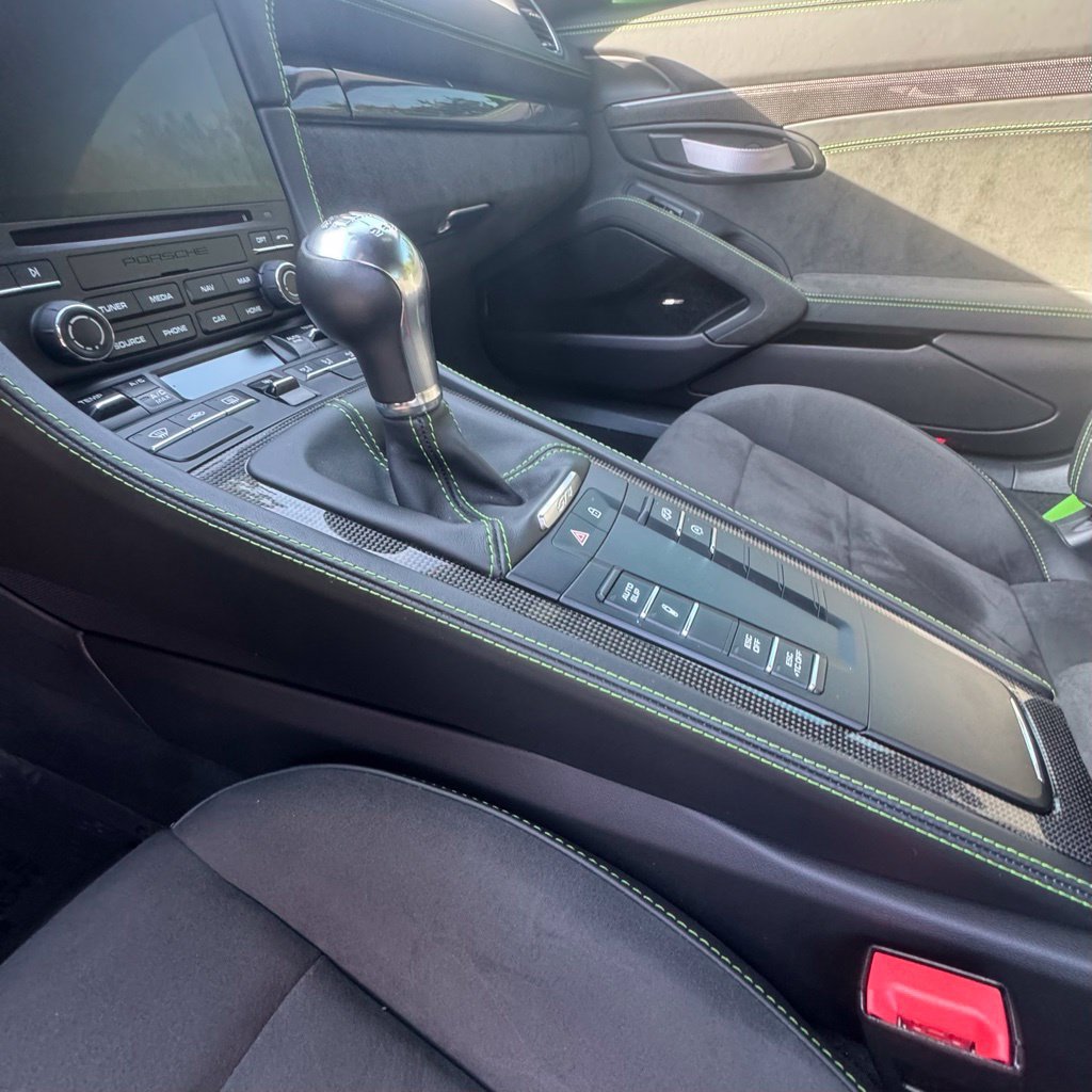 Used 2023 Porsche 718 Cayman GT4 RWD image 22