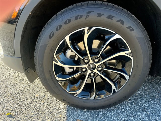 New 2026 Lincoln Nautilus Premier image 10