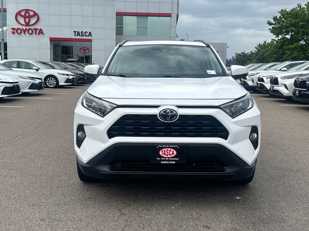 Used 2019 Toyota RAV4 XLE w/ Convenience Package AWD/4WD image 2