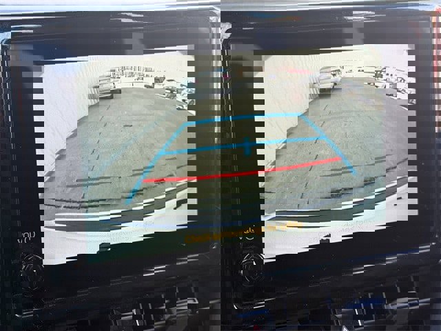 Used 2025 Toyota Corolla LE image 18