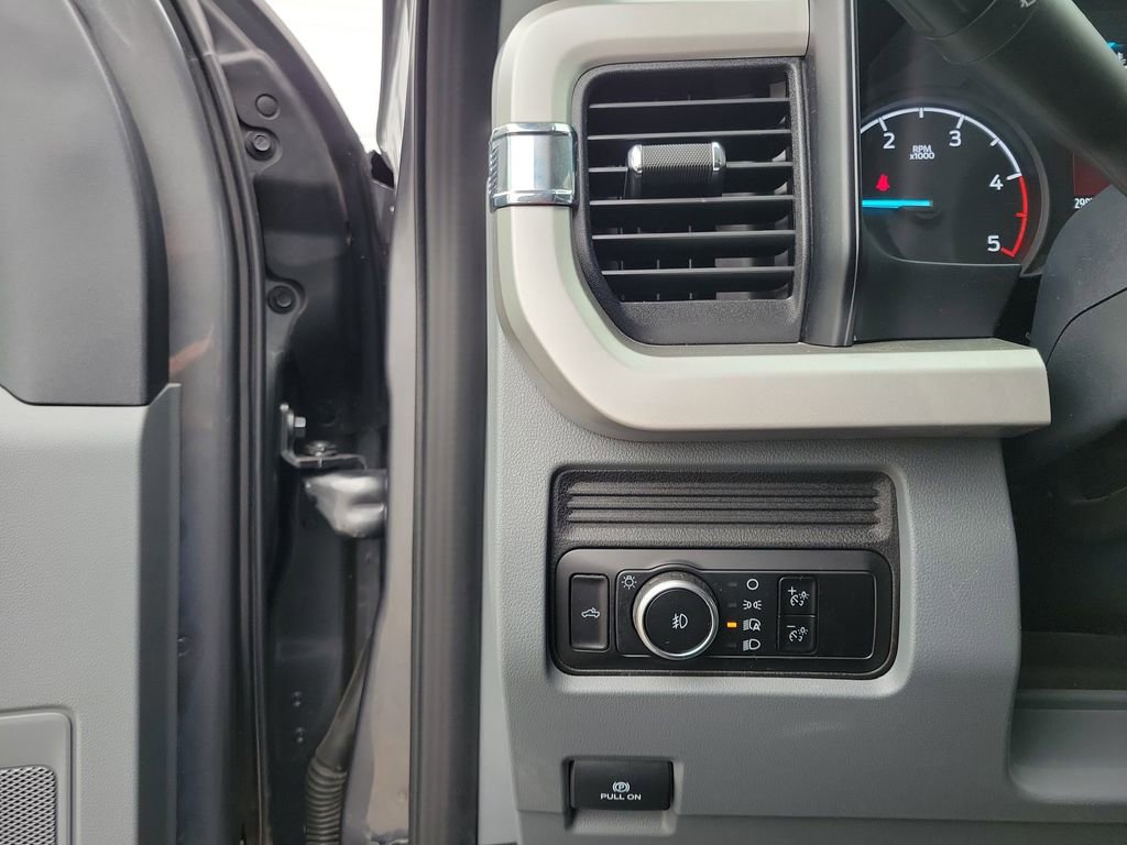 Certified 2025 Ford F250 XLT AWD/4WD image 21