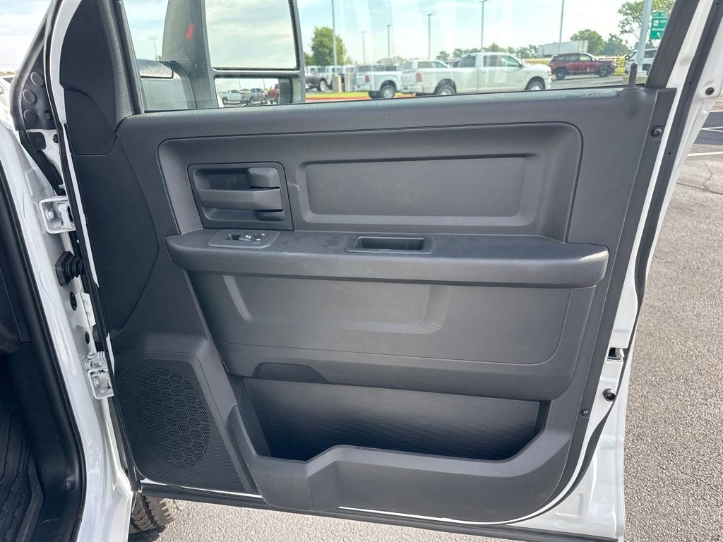 New 2025 RAM 2500 Tradesman w/ Chrome Appearance Group image 21